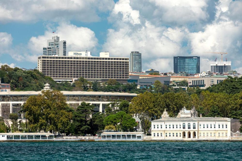 Hilton Istanbul Bosphorus 5*