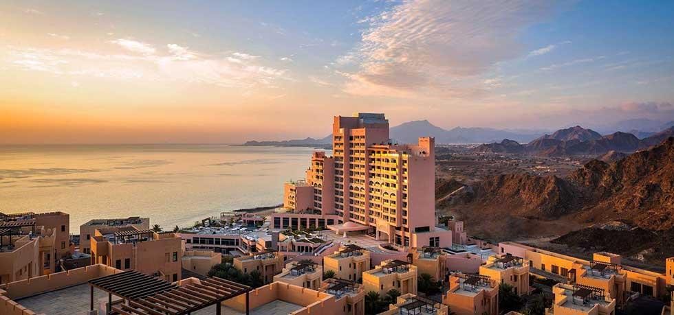 Fairmont Fujairah Beach Resort 5*