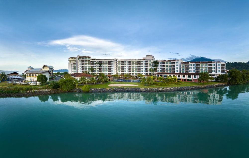 Dayang Bay Resort Langkawi 4*