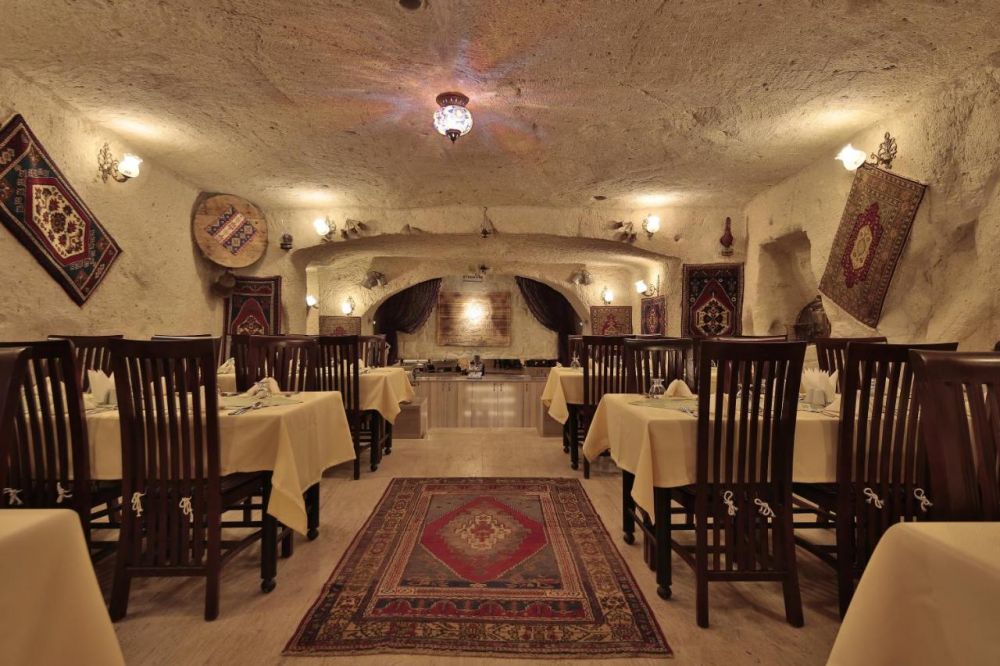 Fosil Cave Hotel 4*