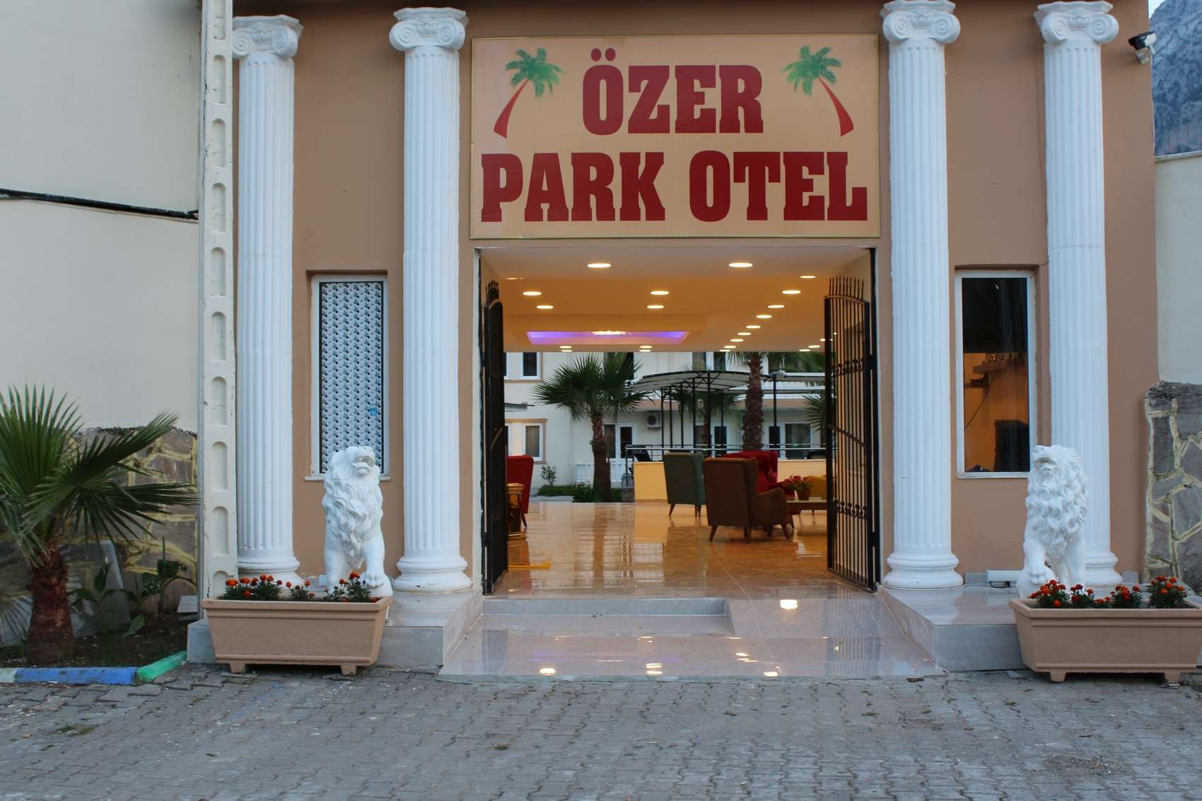 Ozer Park Hotel 3*