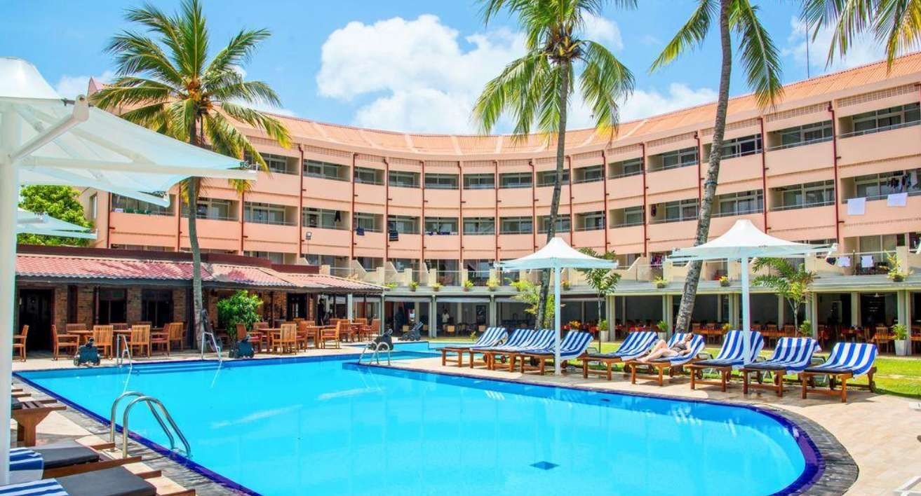 Paradise Beach Hotel Negombo 3*