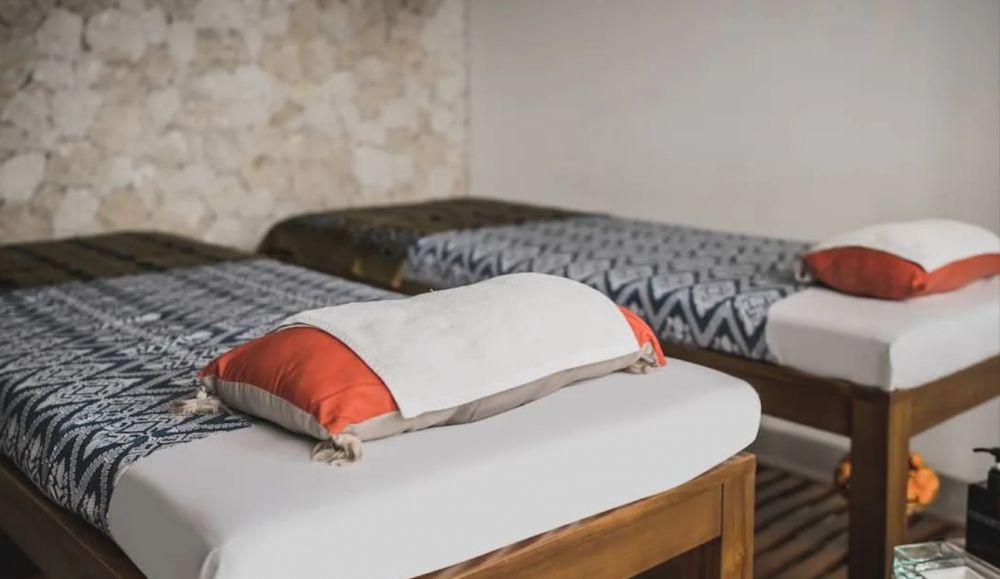 Roomates Surf Camp Canggu 3*