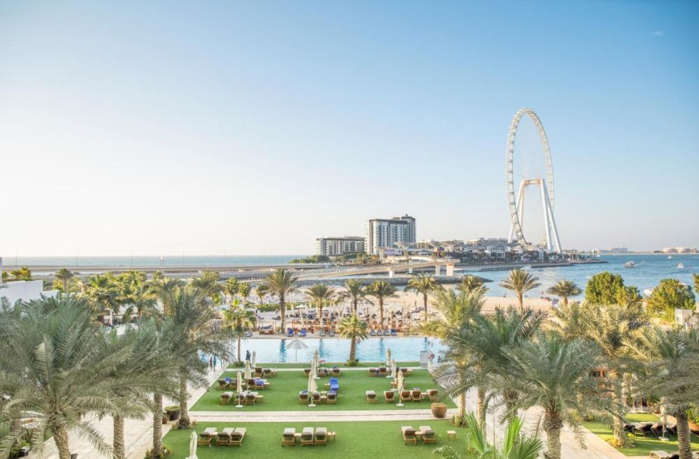 DoubleTree by Hilton Dubai Jumeirah Beach 4*