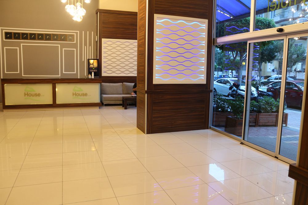 Green House City Hotel 3*