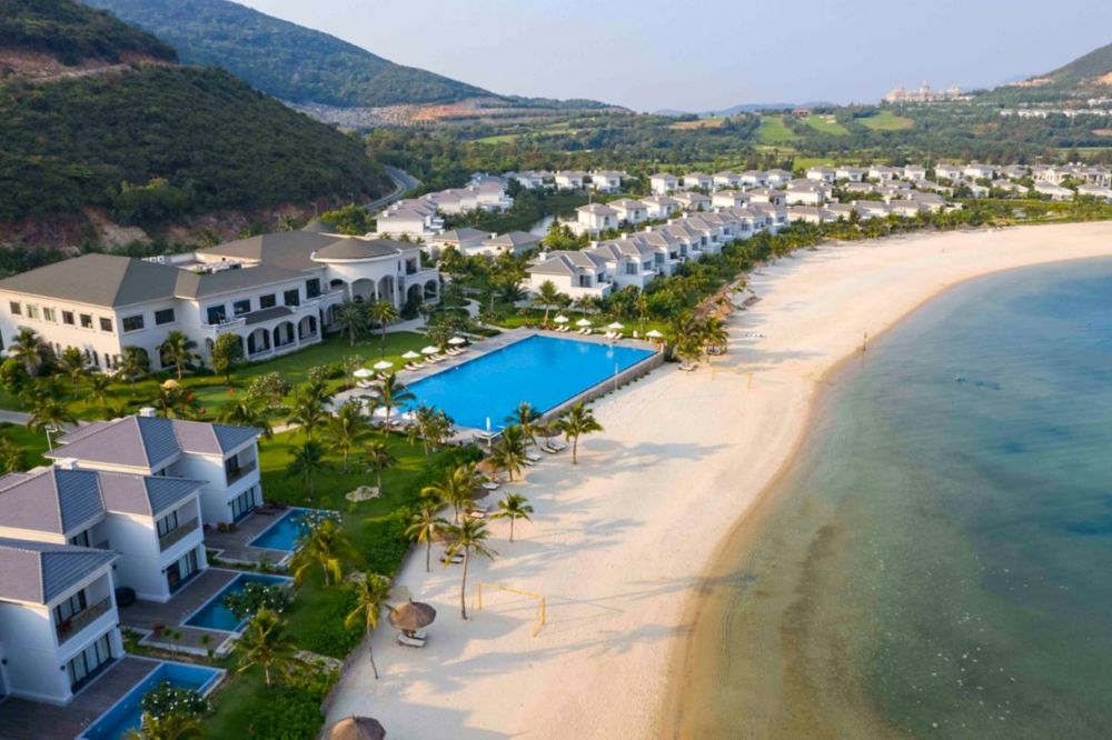 Nha Trang Marriott Resort & Spa Hon Tre Island 5*