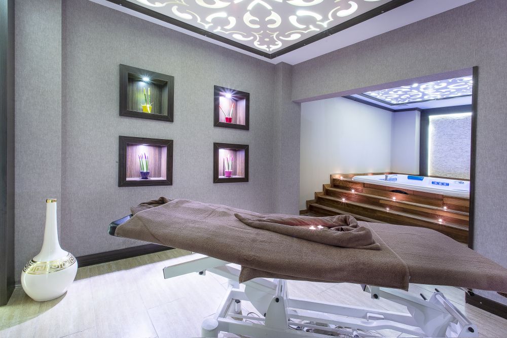 Pine Beach Belek 5*