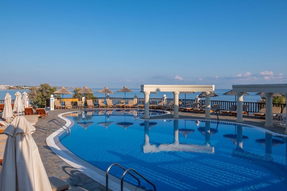 Alexander Beach Hotel & Village 5*