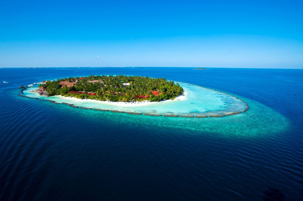 Kurumba Maldives 5*