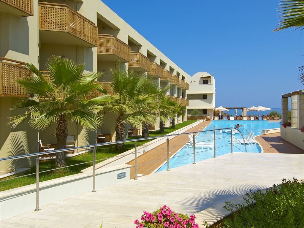 Santa Marina Plaza Giannoulis Hotels 4*