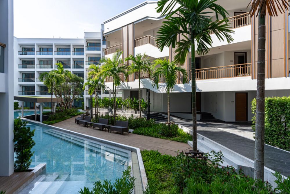 Bella Nara Phuket Naiyang Beach 4*