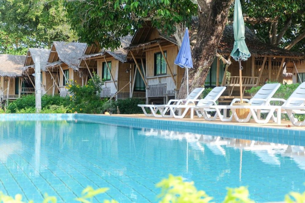 Anyavee Krabi Beach Resort 4*