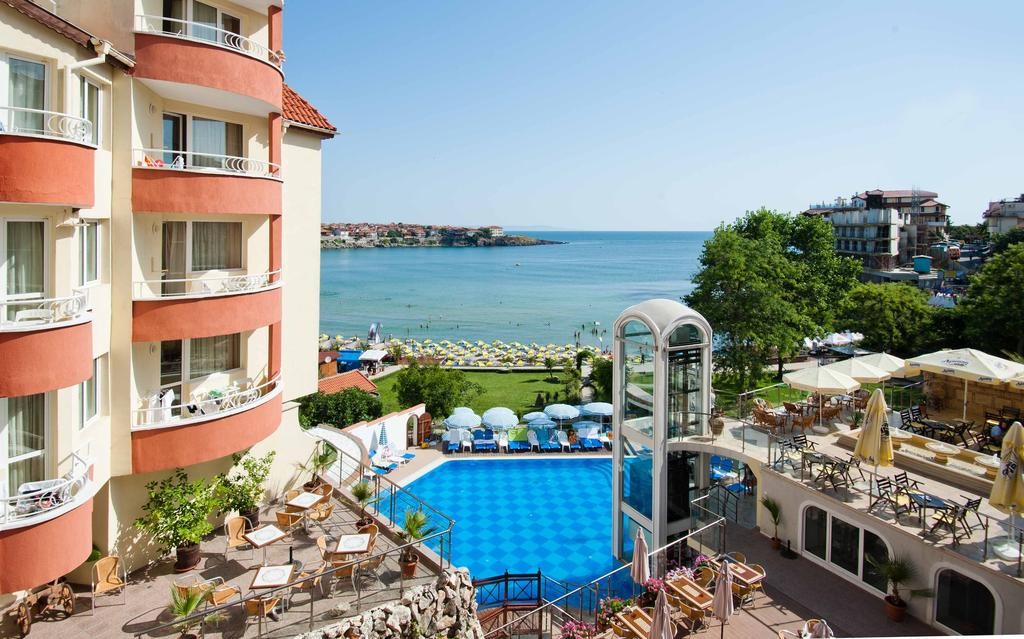 Villa List Sozopol 4*