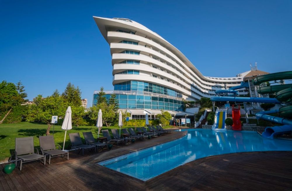 Concorde De Luxe Resort 5*