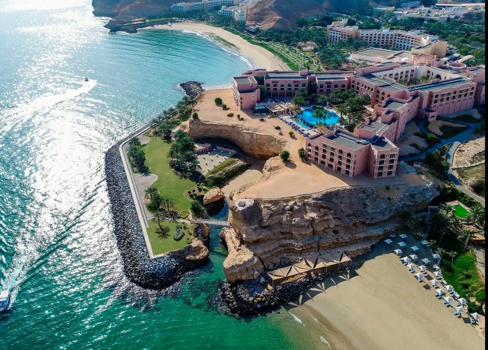 Shangri-La Al Husn Resort-Only Adult 5*