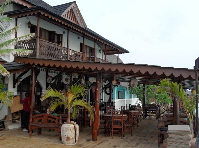 Langi Langi Beach Bungalows 3*