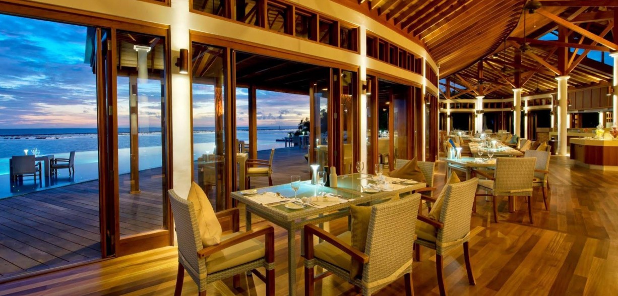 Hideaway Beach Resort Maldives 5*