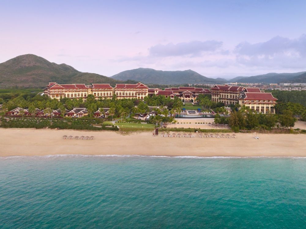 The Ritz-Carlton Sanya Yalong Bay 5*