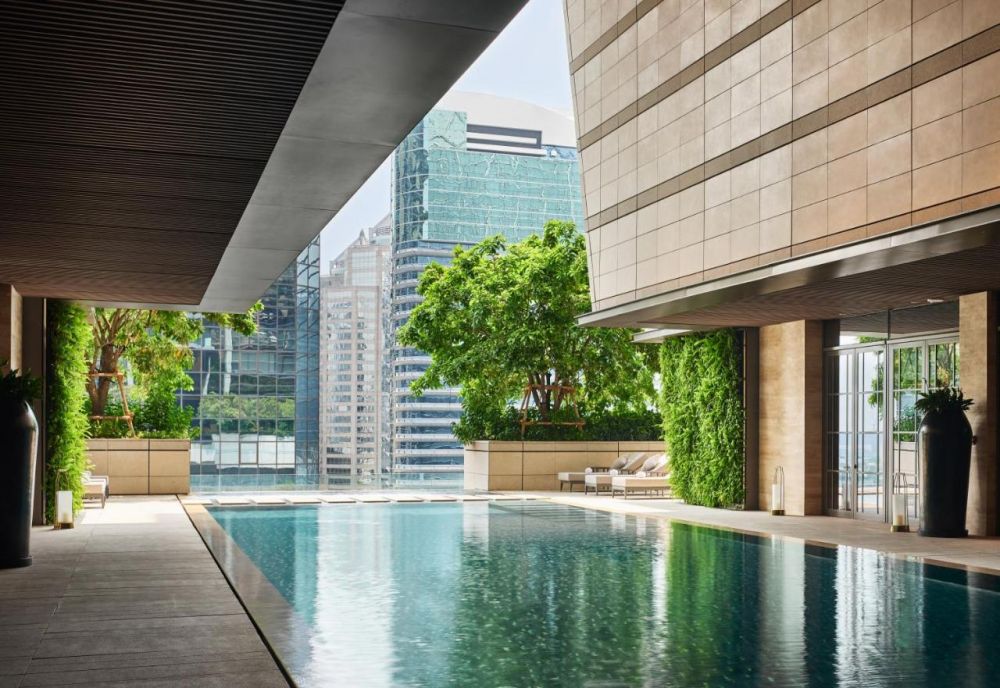 Rosewood Bangkok 5*