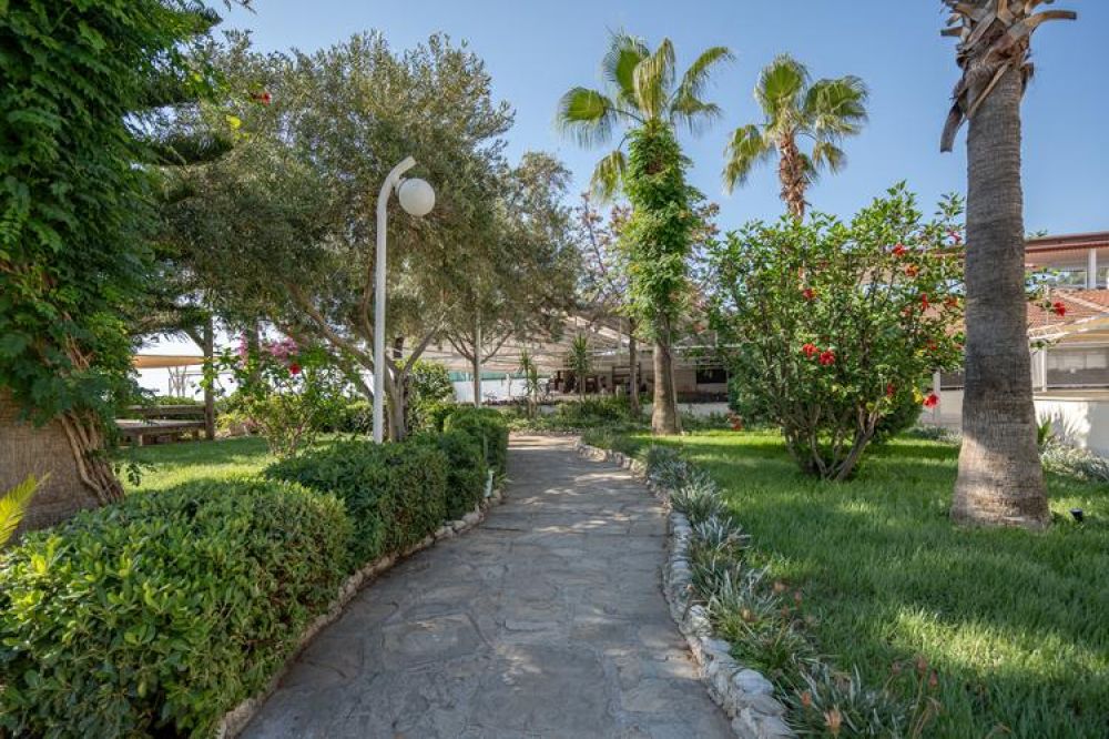 Club Marakesh Beach Hotel 4*