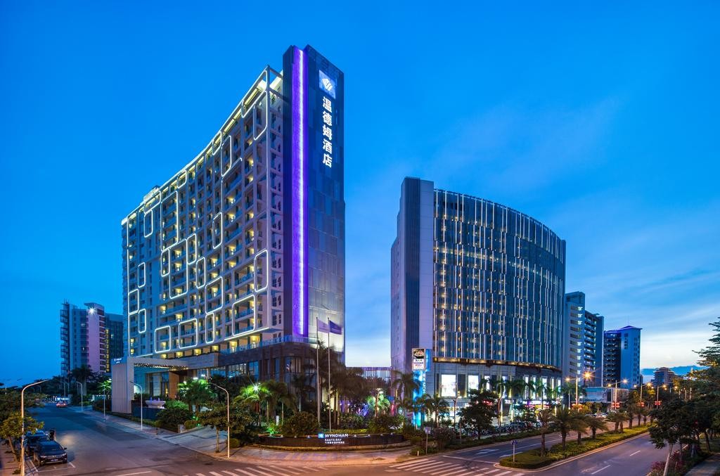 Wyndham Sanya Bay 5*