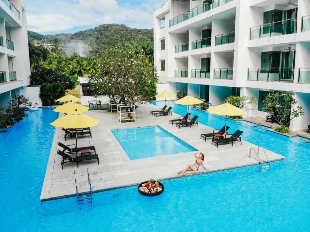 The Old Phuket Karon Beach 4*