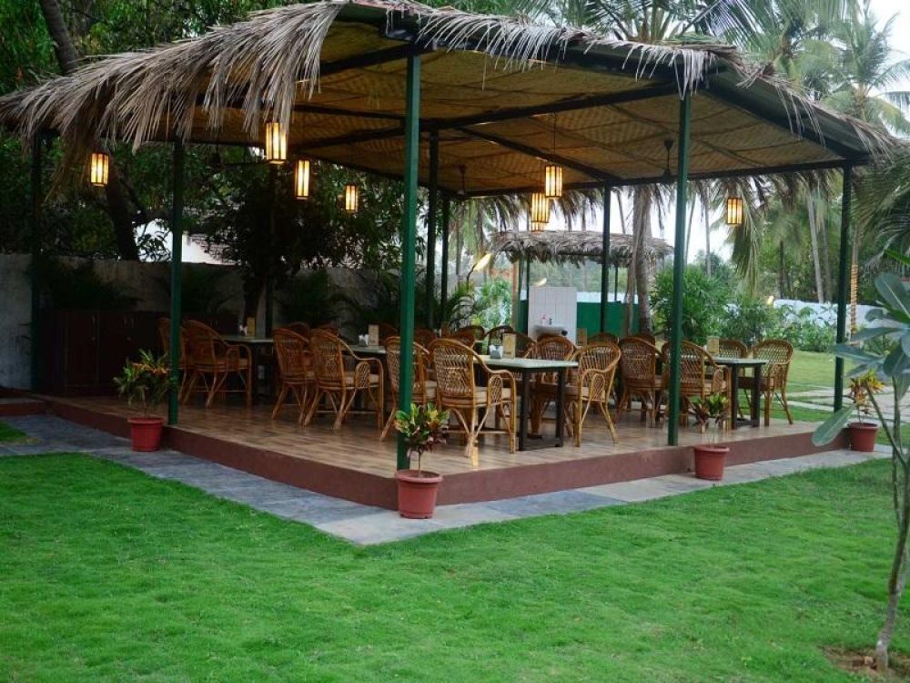 Manthan Beach Resort 3*