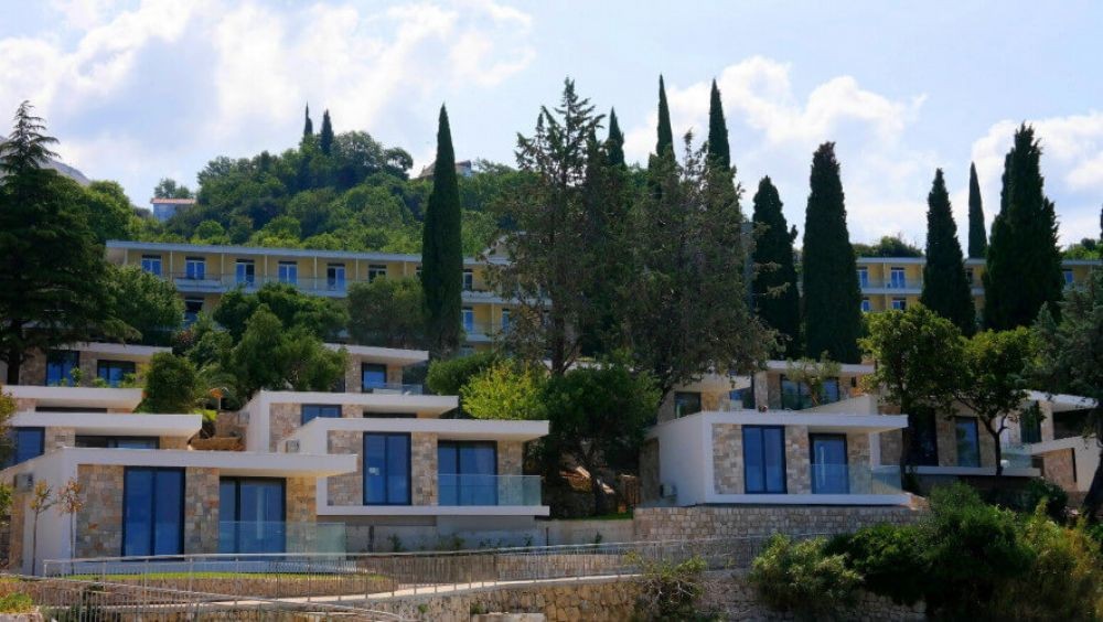 Villas & Apartments Mlini 4*