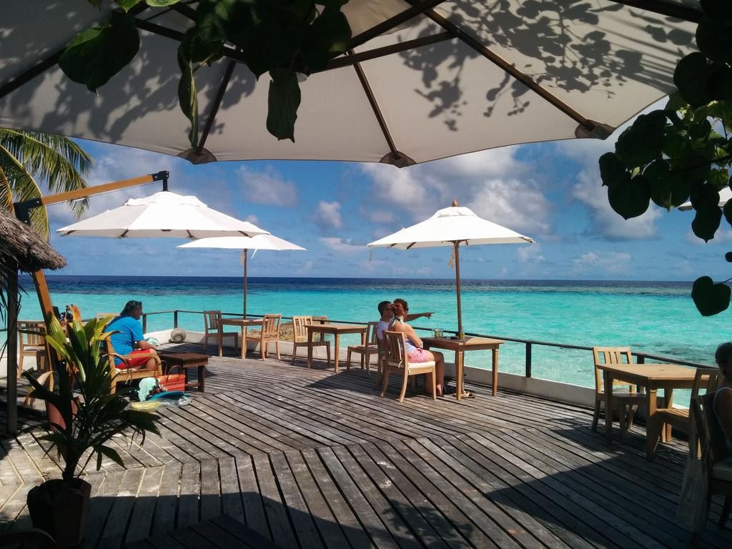 Makunudu Island | Adults Only 12+ 4*