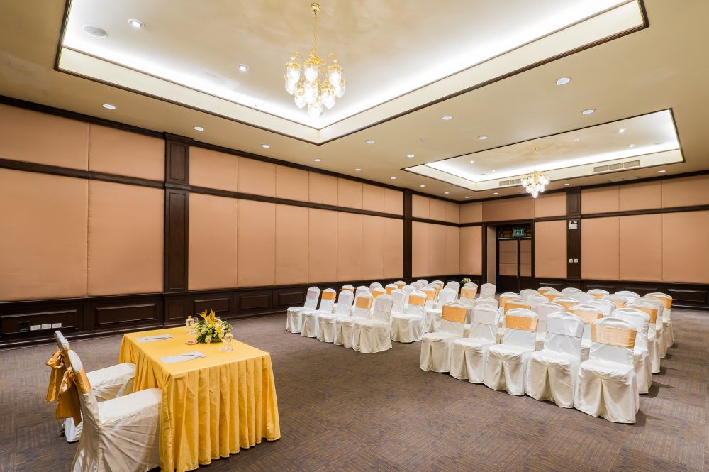 Wora Bura Resort & Spa 4*