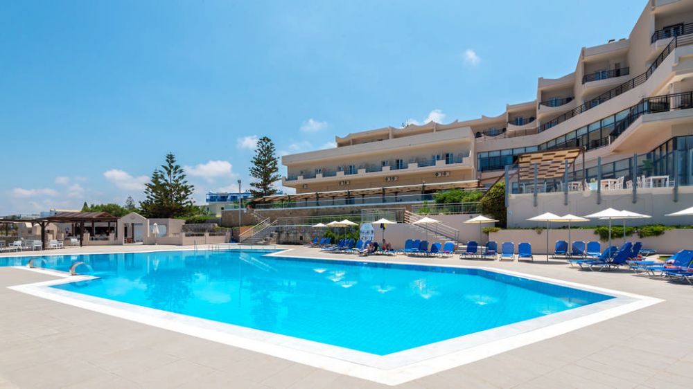 Themis Beach Hotel 4*