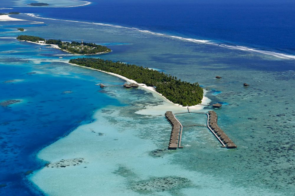 Medhufushi Island Resort 4*