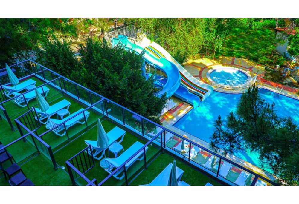 Festıval Natura Hotel 4*