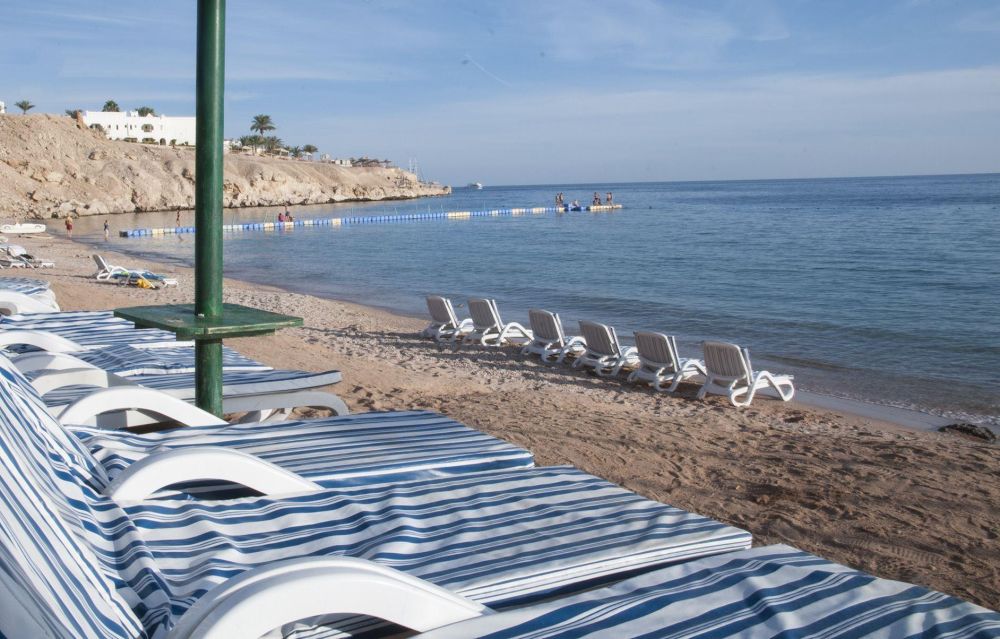 Continental Plaza Beach 4*