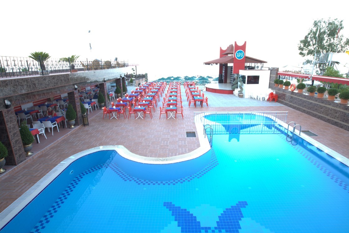 Aleria Belport Beach Hotel 4*