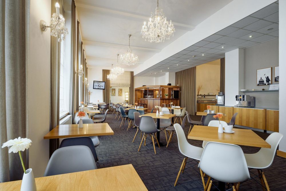 Central Hotel Prague 3*