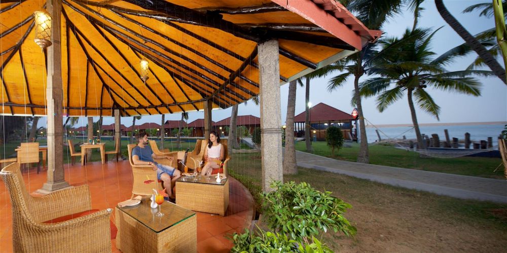 Poovar Island Resort 4*