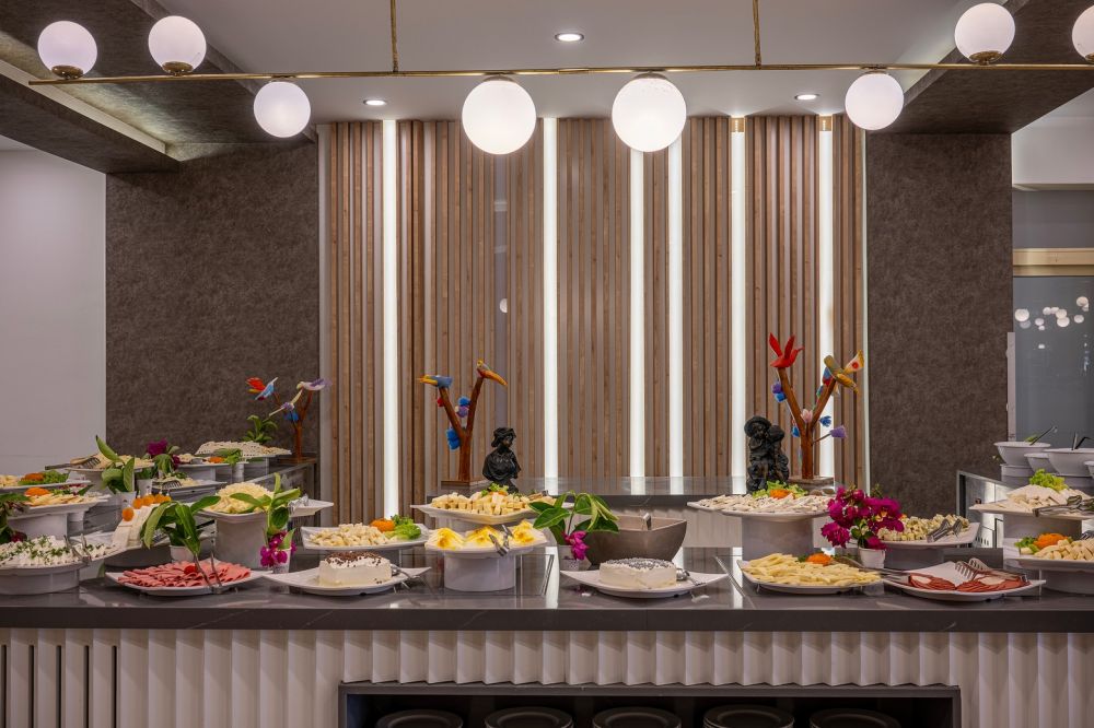 L'oceanica Beach Resort 5*