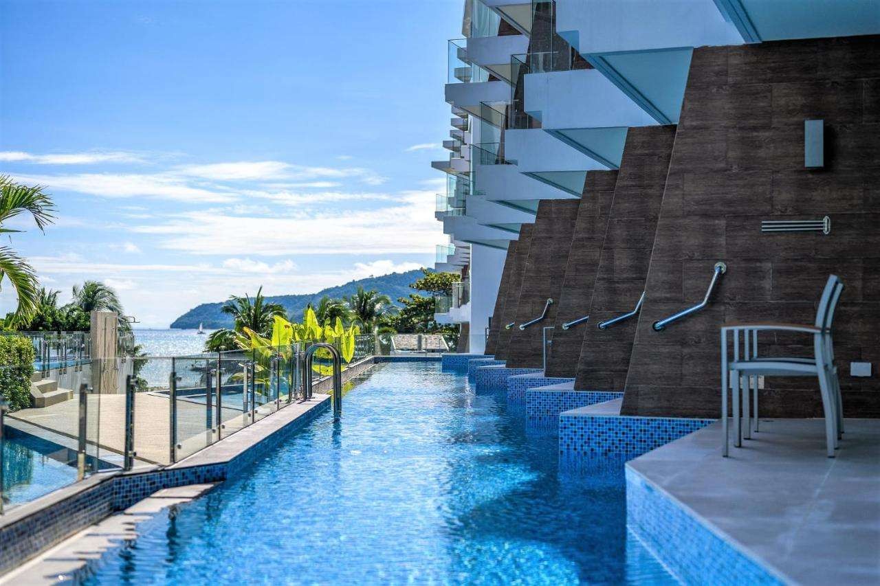 The Beachfront Hotel Phuket 4*