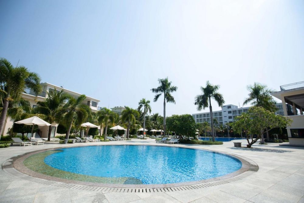 Diamond Bay Condotel Resort 5*