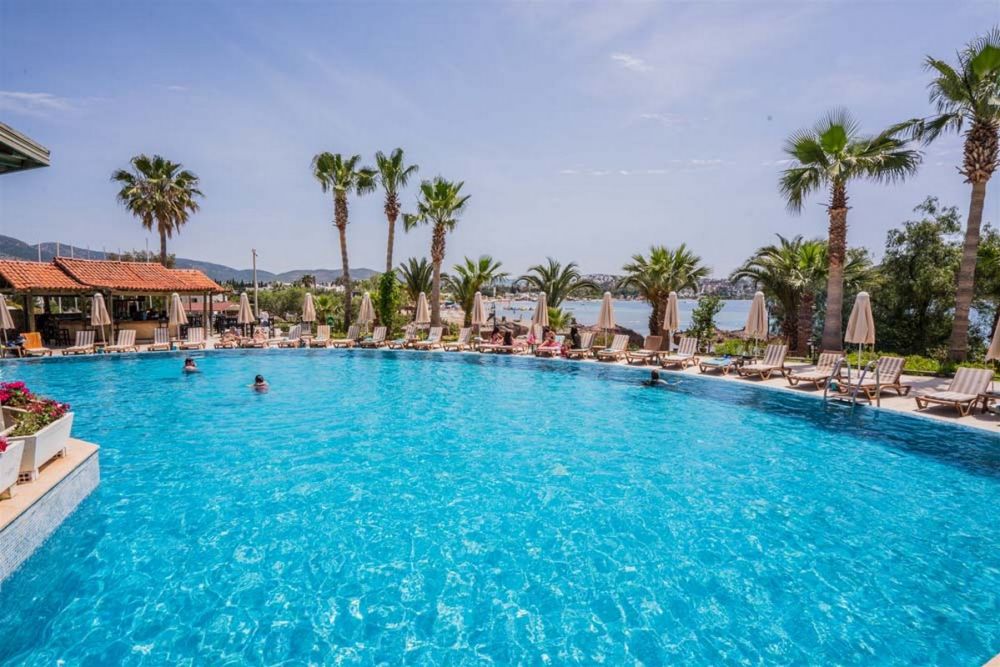 Costa 3S Beach Hotel 4*