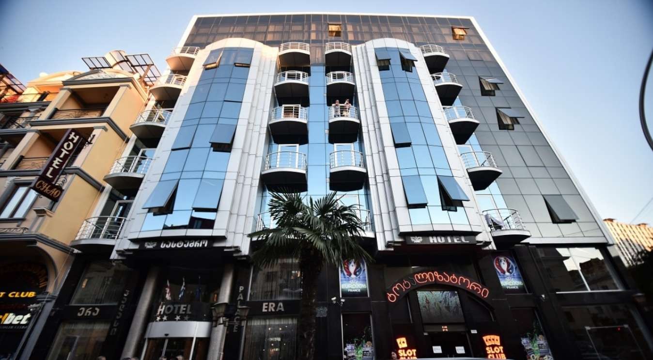 Era Palace Batumi 4*