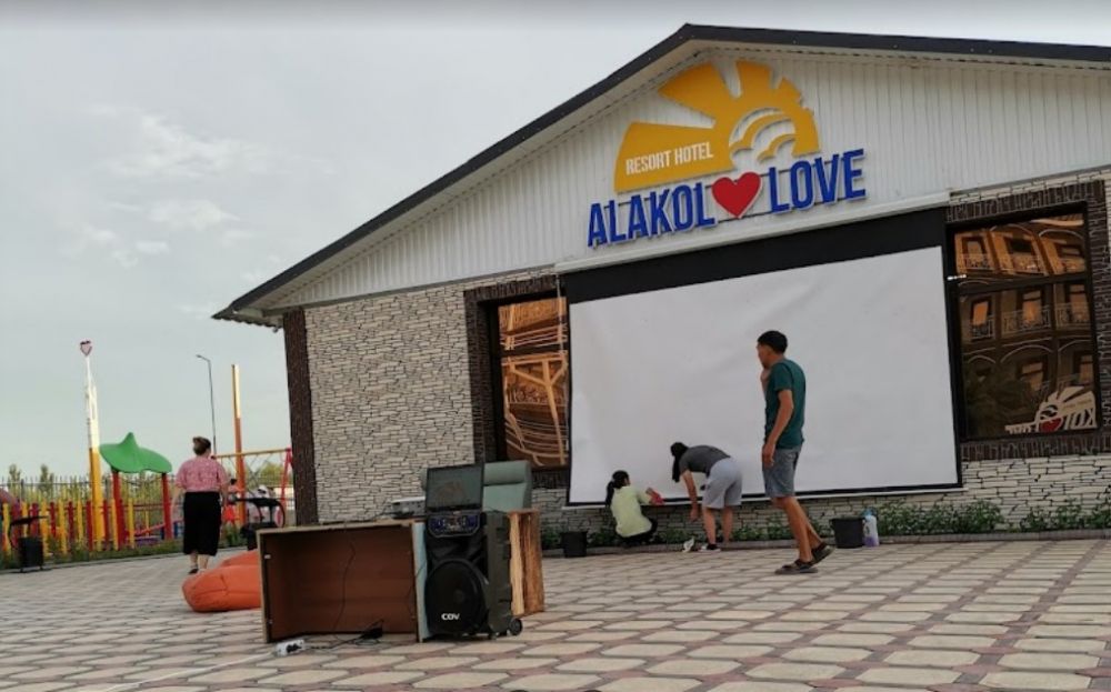 Alakol Love Resort Hotel 