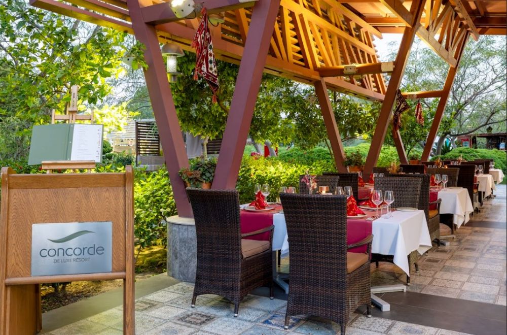 Concorde De Luxe Resort 5*
