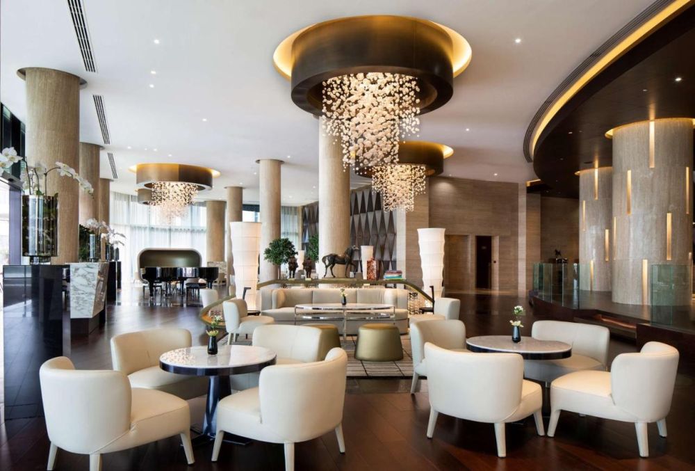 Grand Hyatt Abu Dhabi Hotel & Residences 5*