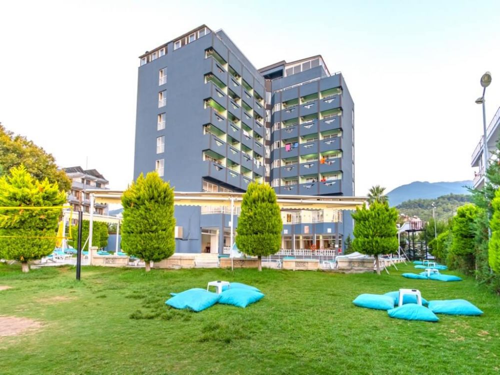 Hotel Green Gold 4*