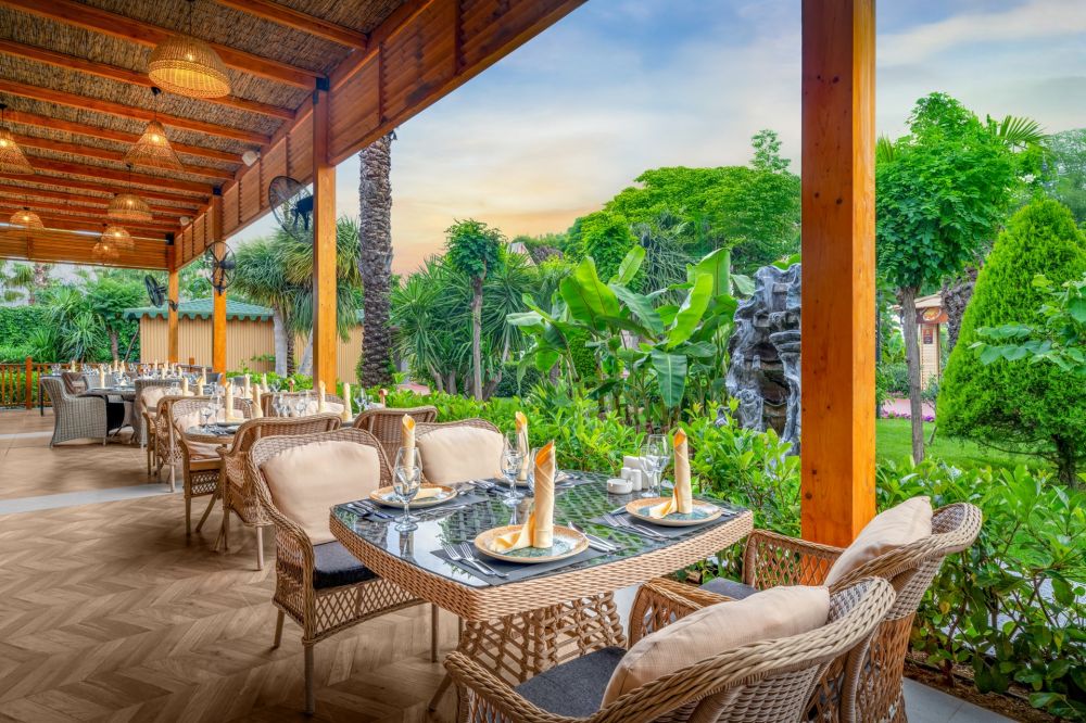 Delphin Palace Hotel 5*