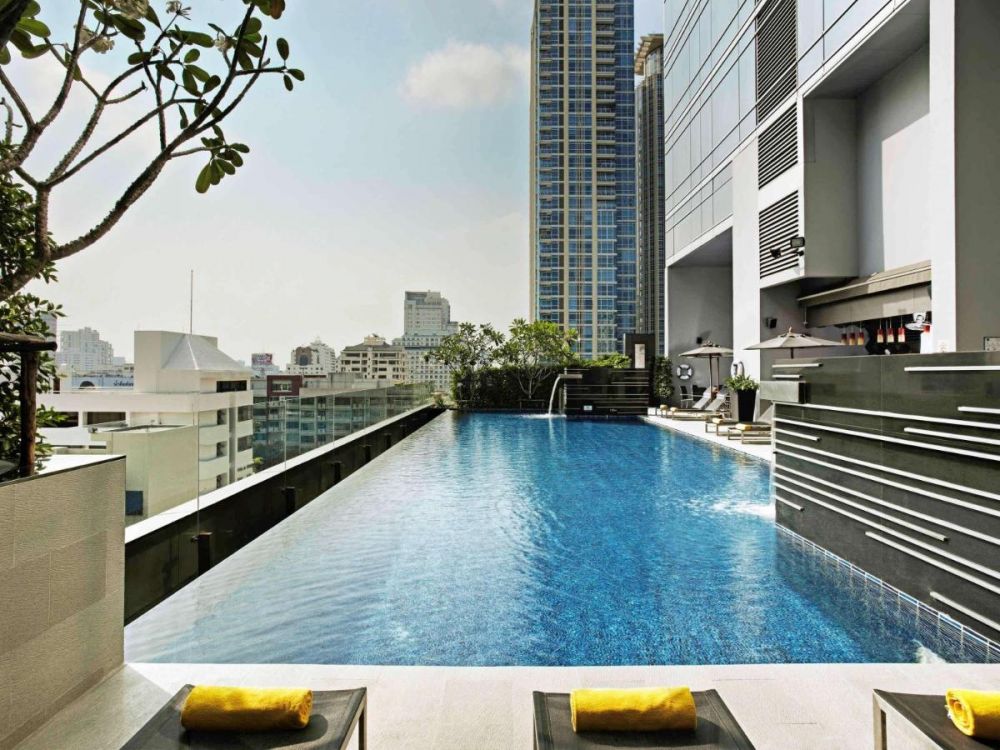 Novotel Bangkok Ploenchit Sukhumvit 4*