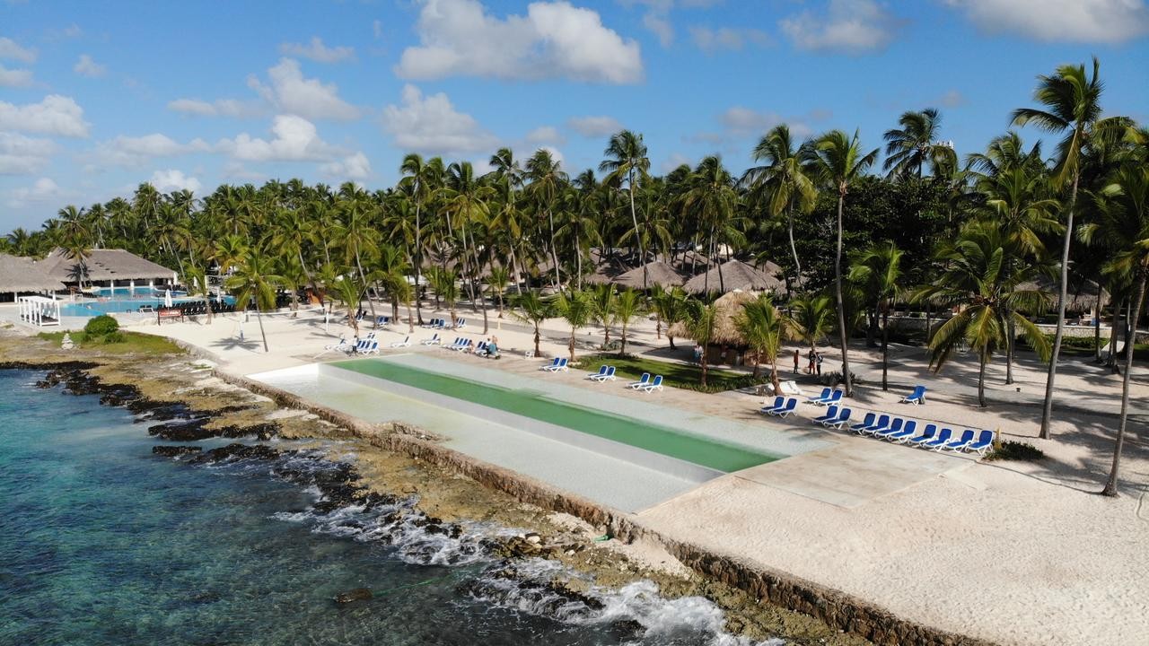 Viva Wyndham Dominicus Beach 4*