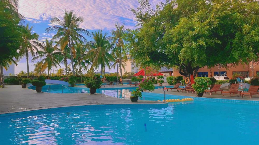 Sea Rainbow Hotel 4*